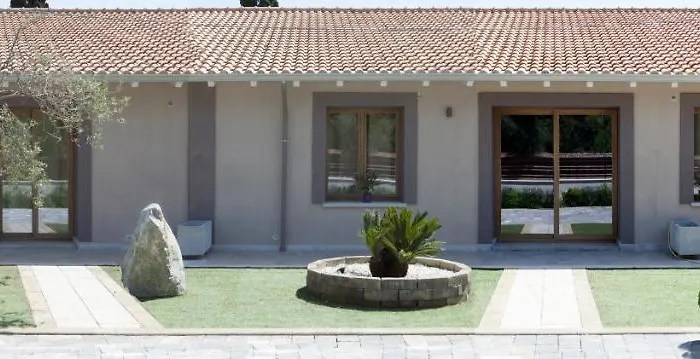 Relais Borgo Camisa * Кастиадас