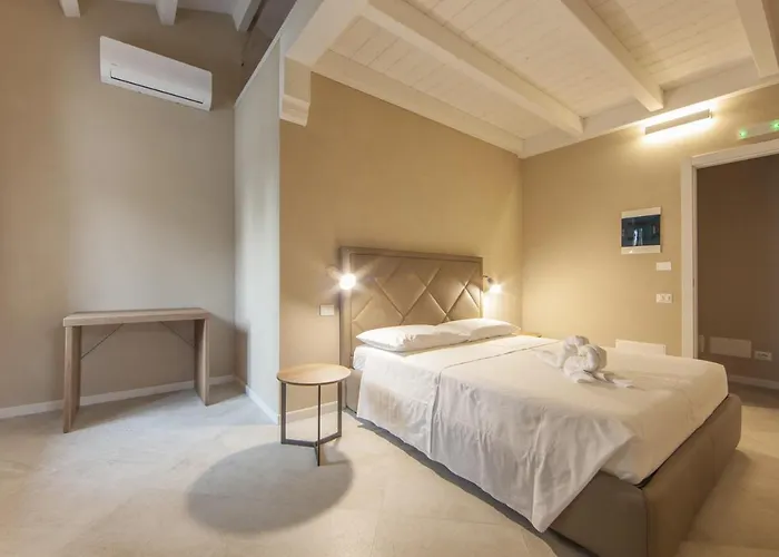 Relais Borgo Camisa Мини-отель *